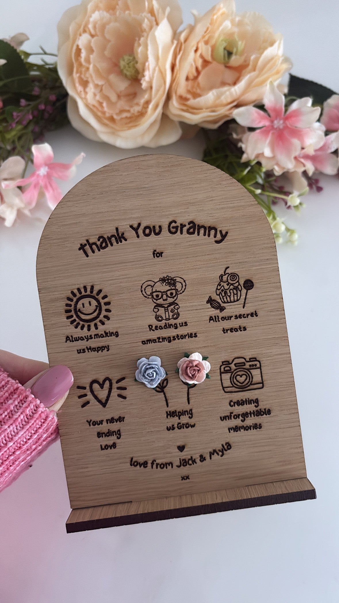 Personalised Thank You Granny Wooden Arch Sign – Gift from Grandchildren