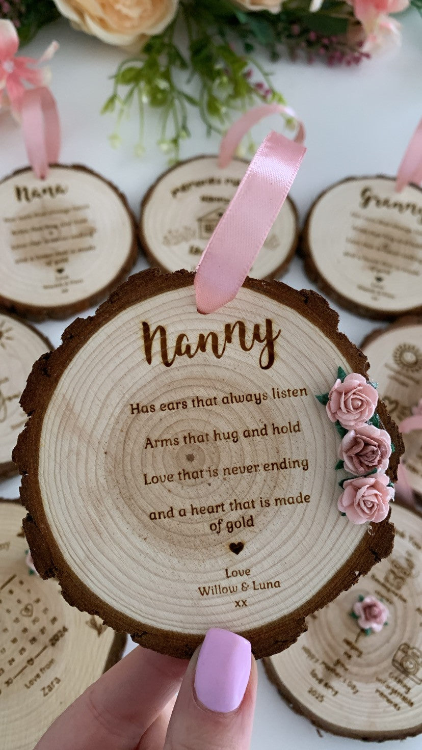 Granny – Wooden Engraved Disc