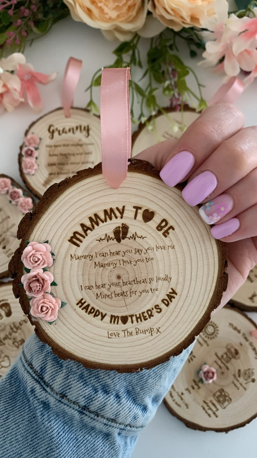 Mammy To Be – Mother’s Day Wooden Engraved Disc